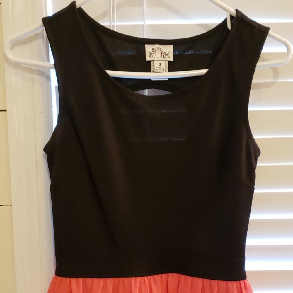 Dress - Picture 3 of 4